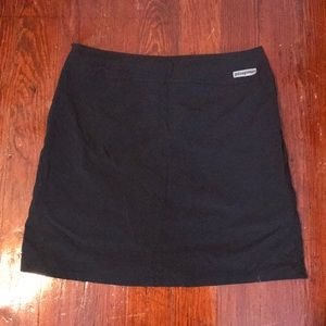 Patagonia black skort size 8